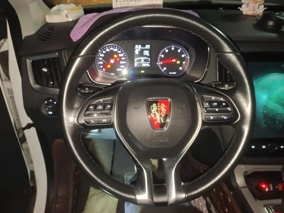 Roewe RX5 — миниатюра 15