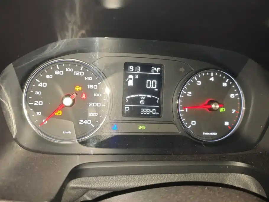 Roewe RX5 — миниатюра 14