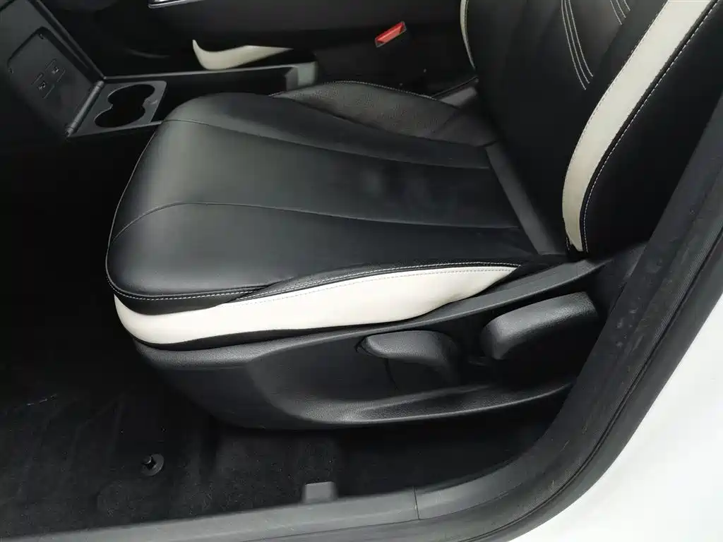 GEELY GEOMETRY E FIREFLY