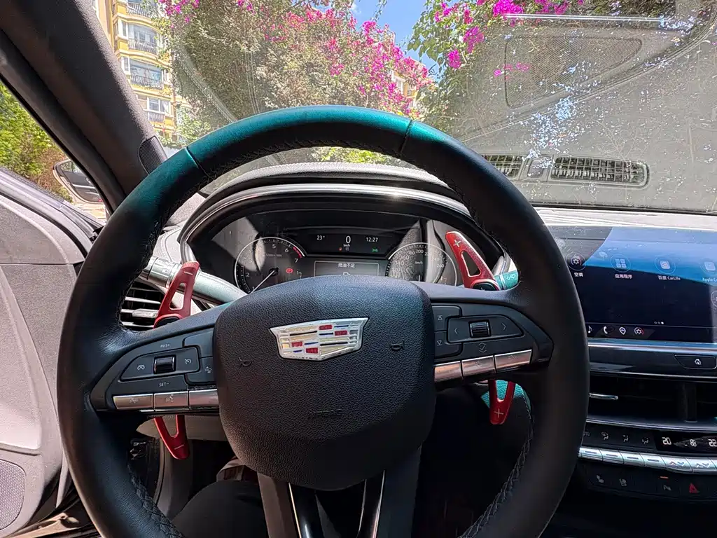 Cadillac CT5 — миниатюра 3
