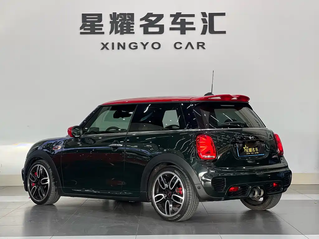MINI JCW