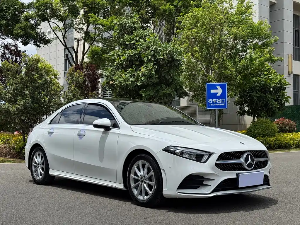 Mercedes-Benz A-Class A 2020 A 200 L