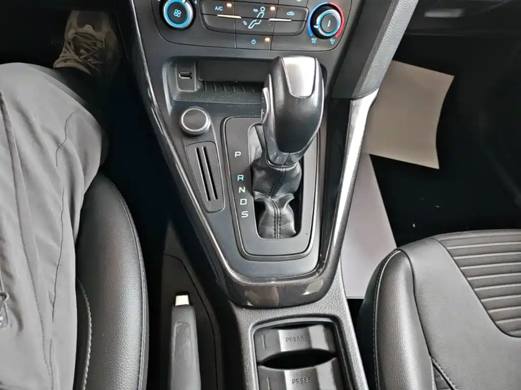 Ford Focus — миниатюра 14