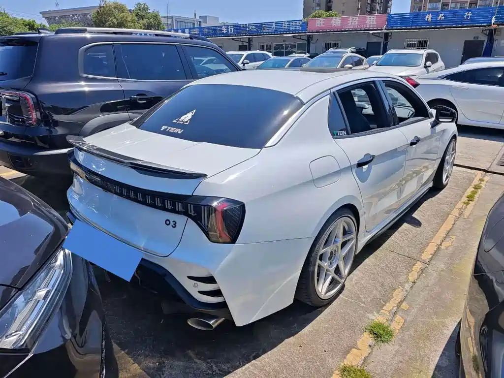 Lynk & Co 03 — миниатюра 16