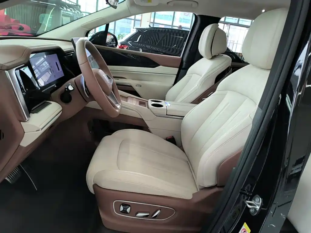 BYD Xia — миниатюра 15