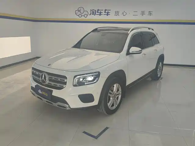 MERCEDES-BENZ  GLB 2023