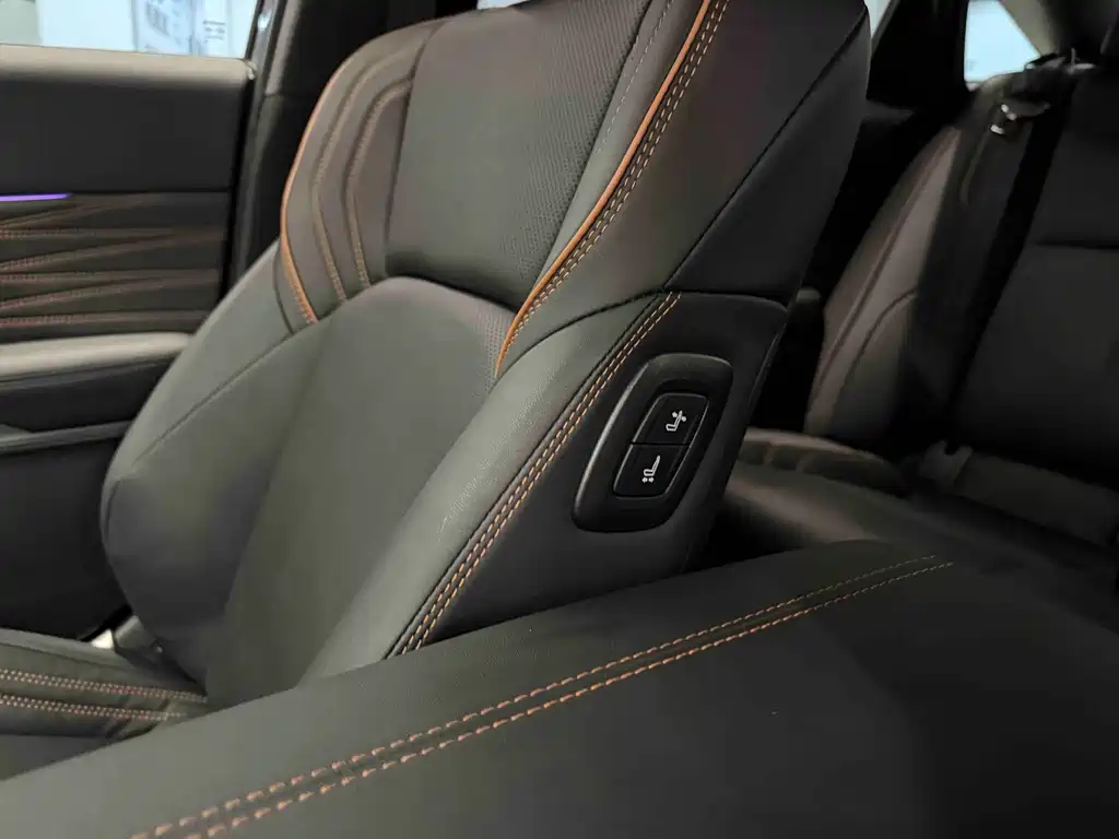 Toyota Avalon — миниатюра 13