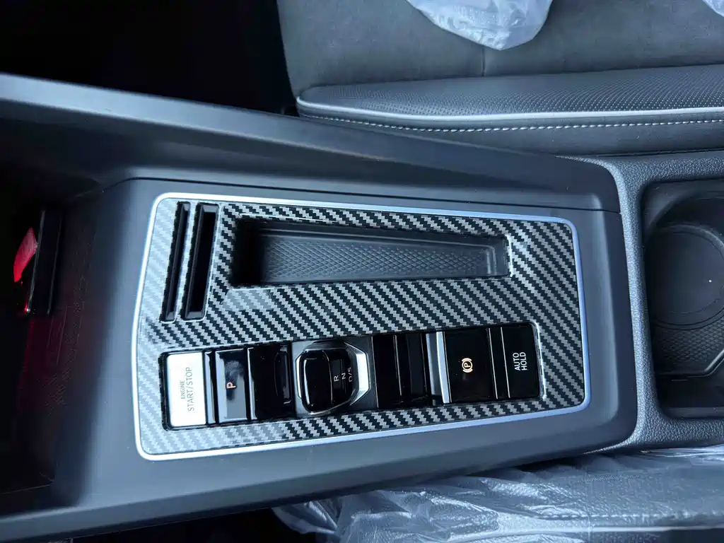 Volkswagen Golf — миниатюра 17