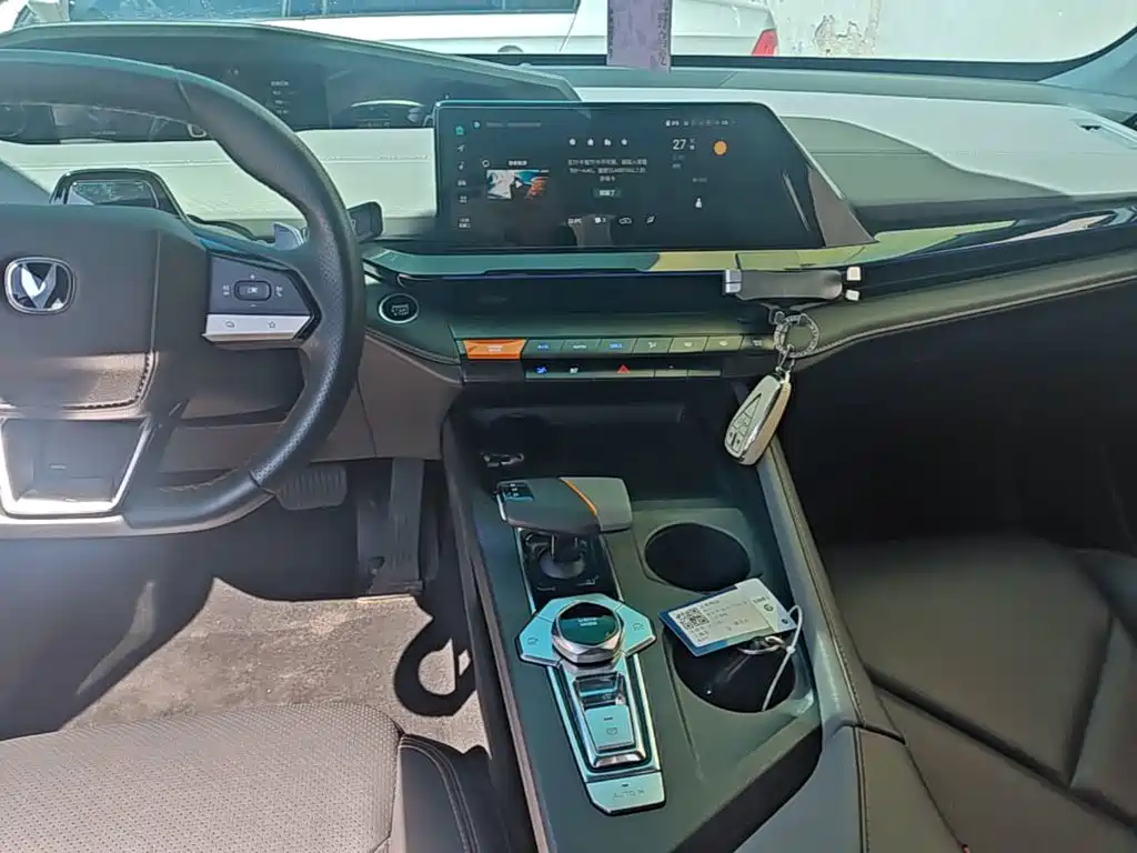 Changan UNI-V — миниатюра 13