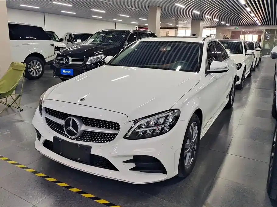 Mercedes-Benz C-Class 2020