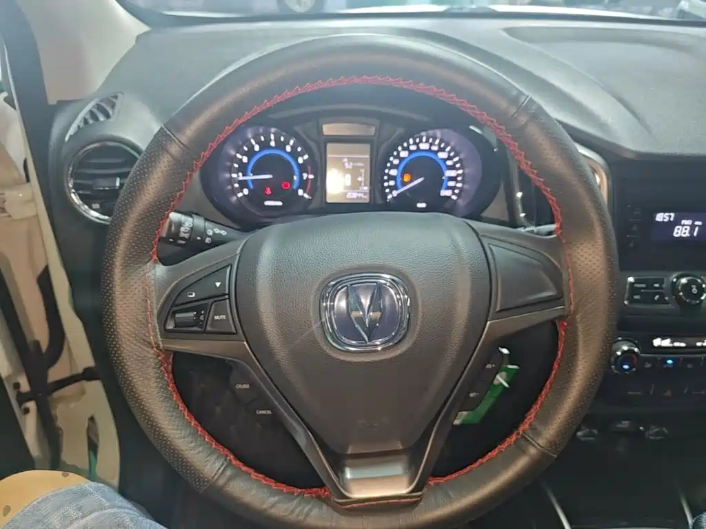 Changan CS15 — миниатюра 11
