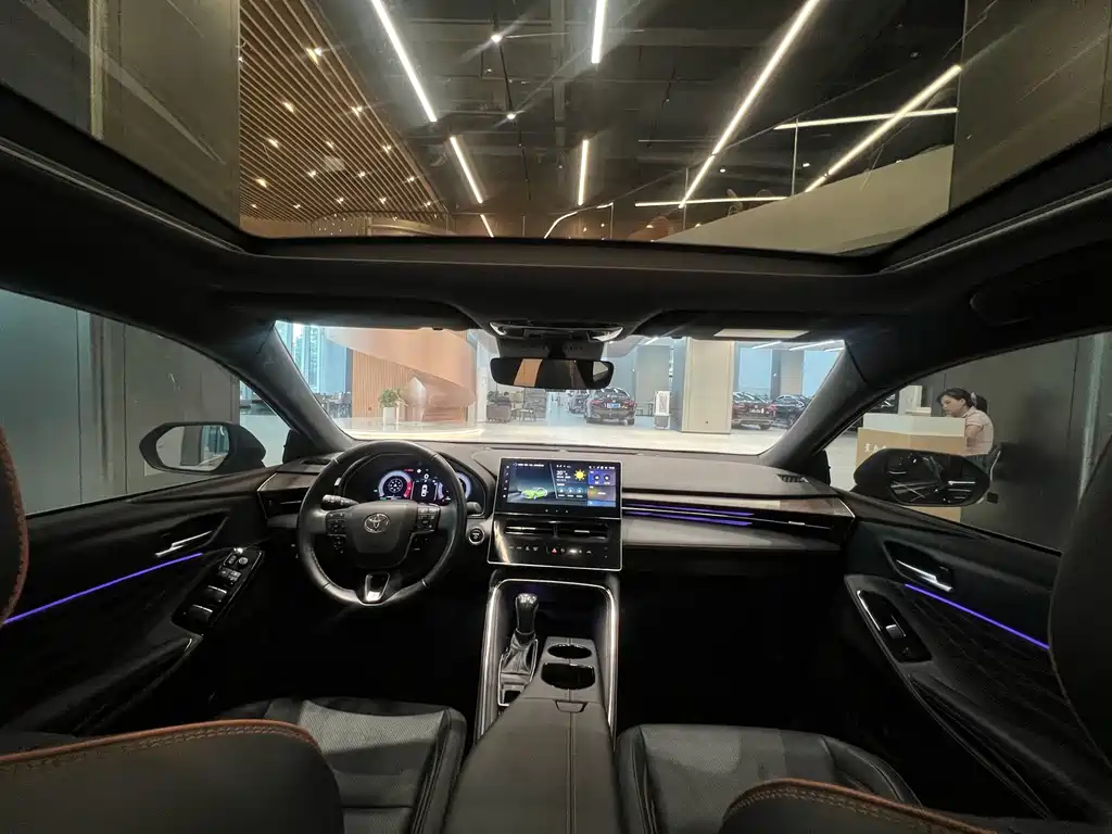 Toyota Avalon — миниатюра 10