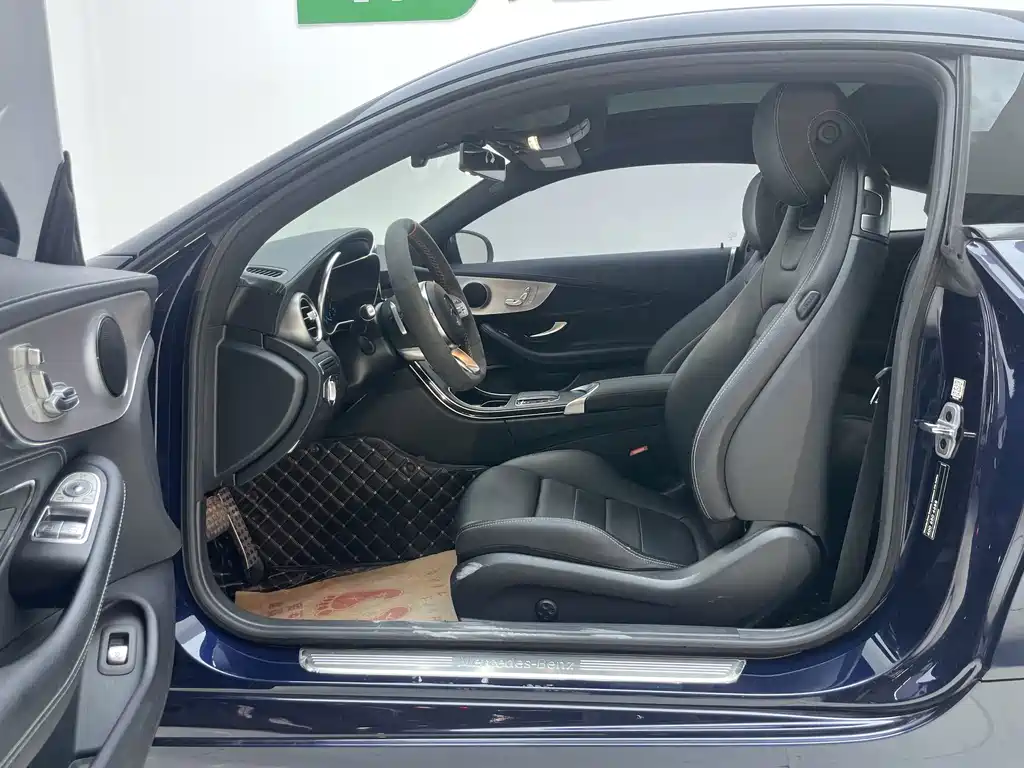 Mercedes-Benz C-Class (Import) — миниатюра 27