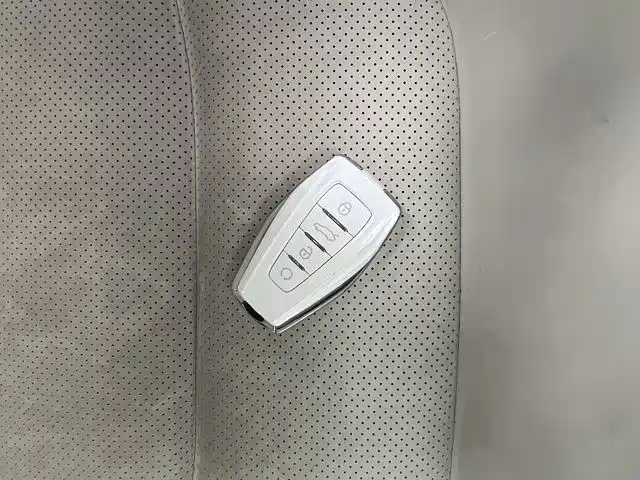 Geely Icon — миниатюра 20