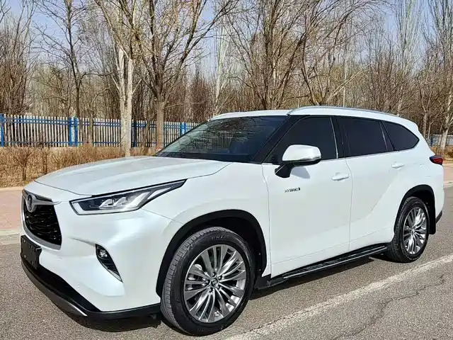 2022 Toyota Kluger