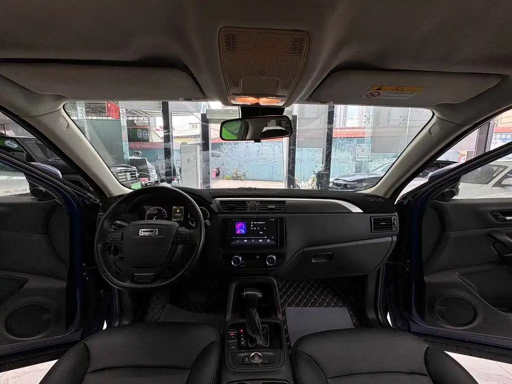 Qoros Qoros 5 — миниатюра 10