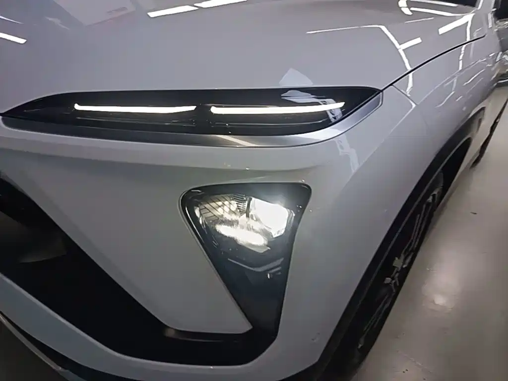 NIO EC6 — миниатюра 24