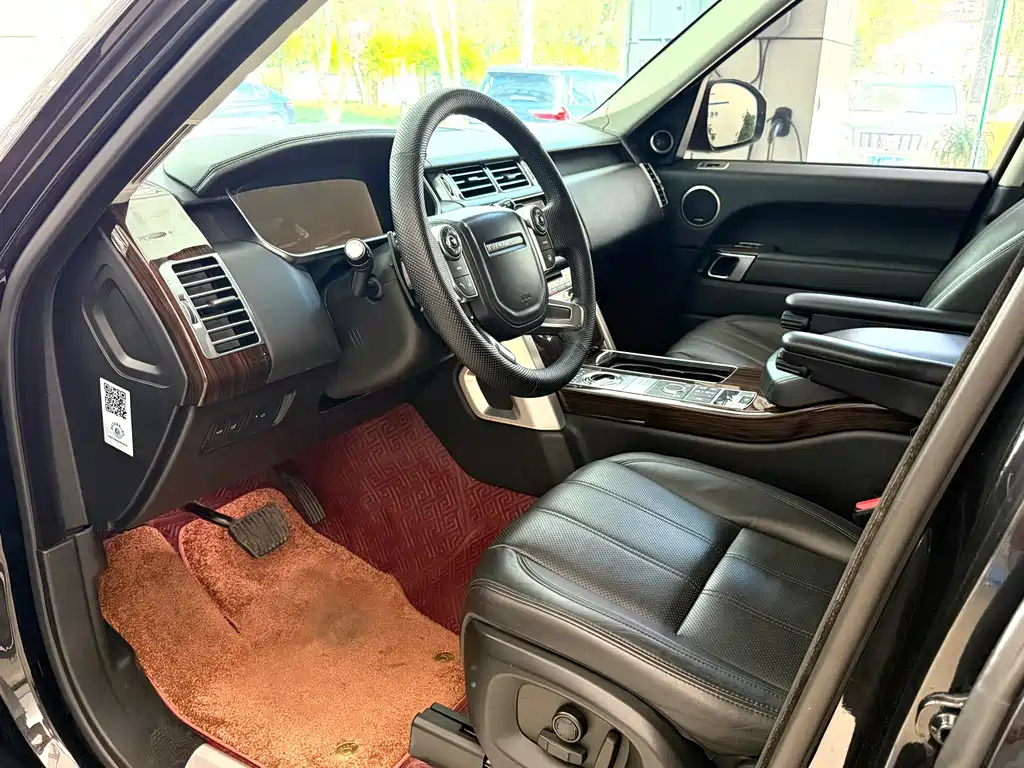 Land Rover Range Rover — миниатюра 5