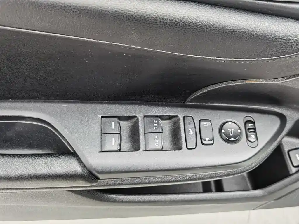 Honda Civic — миниатюра 9