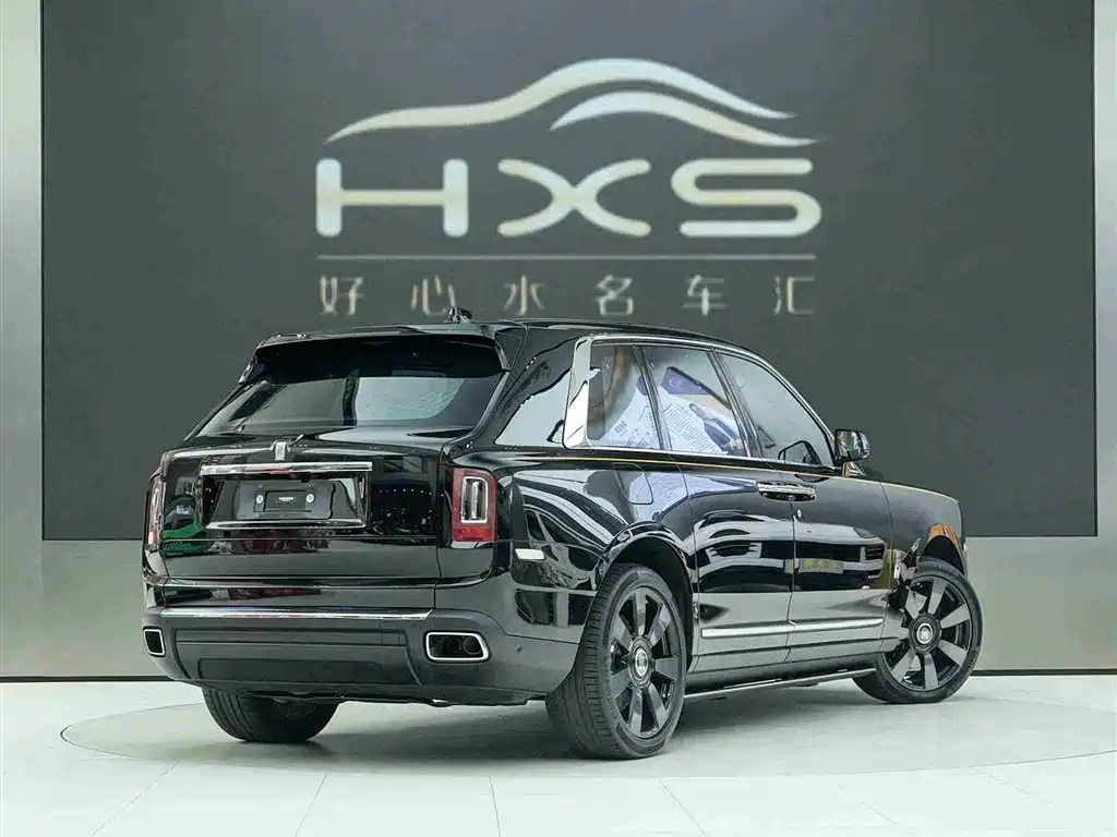 Rolls-Royce Cullinan 2018 мест