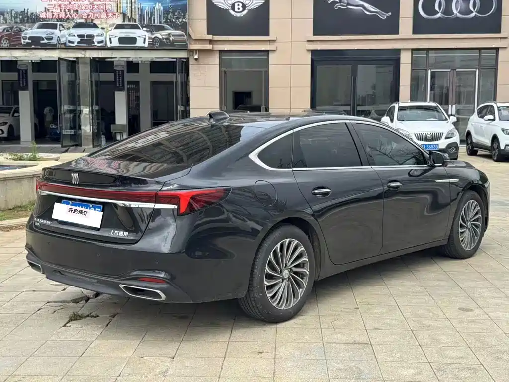 Buick LaCrosse — миниатюра 8