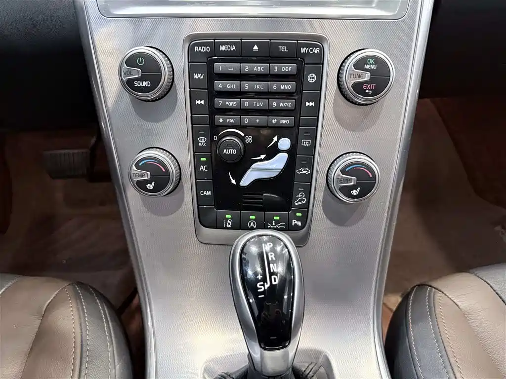 Volvo XC60 — миниатюра 24
