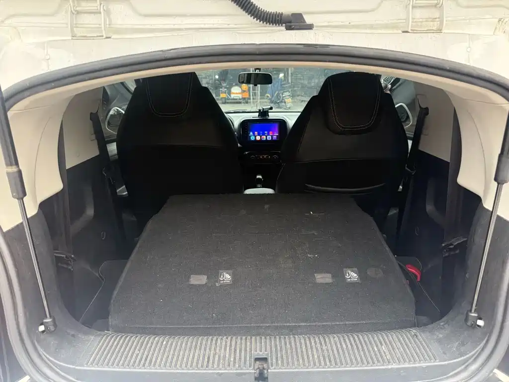 Roewe Clever — миниатюра 5