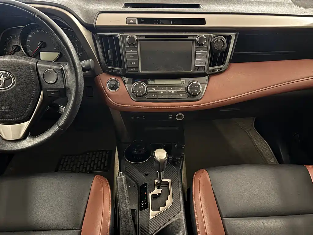 Toyota RAV4 — миниатюра 17