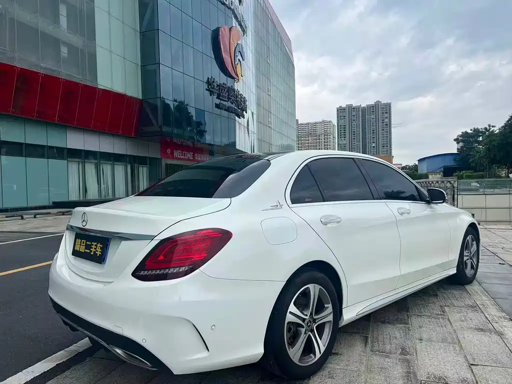 Mercedes-Benz C-Class — миниатюра 20