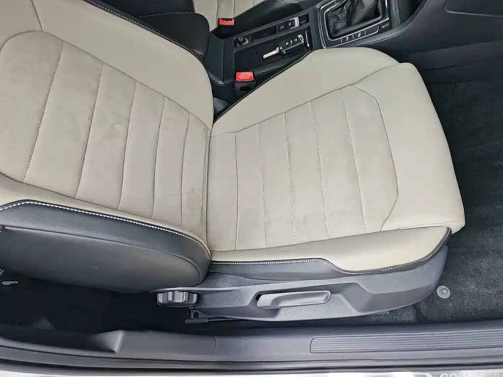 Volkswagen Golf — миниатюра 25