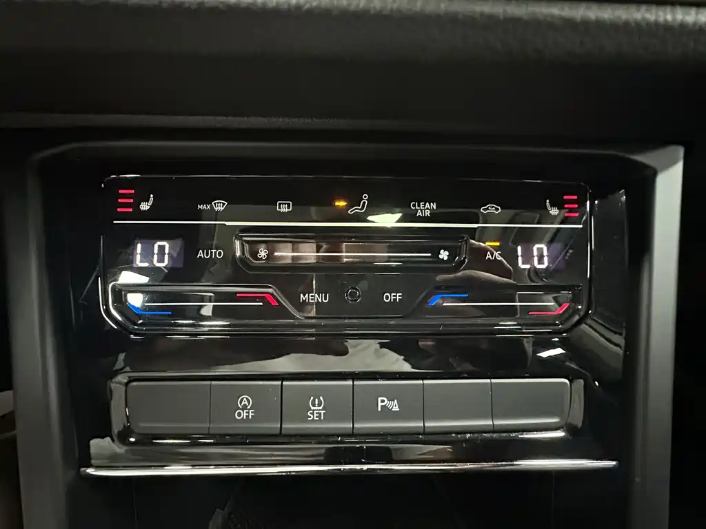 Volkswagen Touran — миниатюра 18