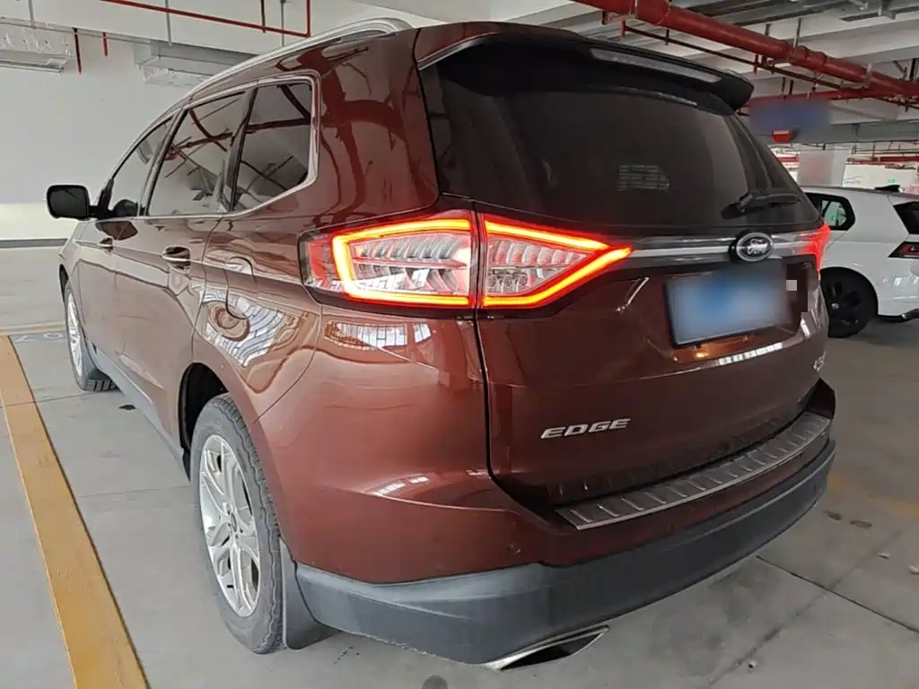 Ford Edge — миниатюра 5