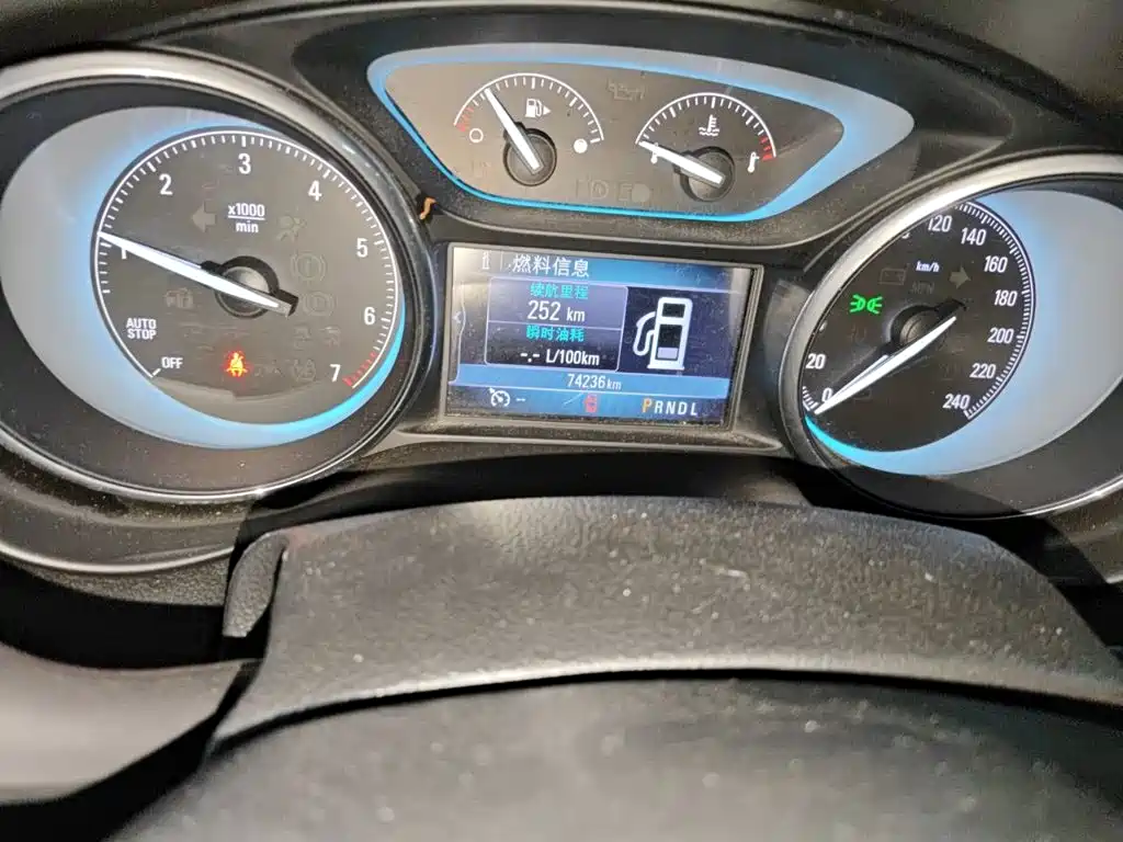 Buick Envision Plus — миниатюра 8