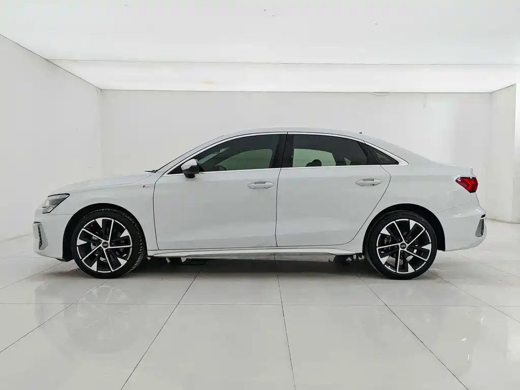 Audi A3 — миниатюра 8