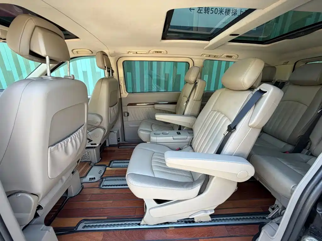 Mercedes-Benz Viano — миниатюра 8