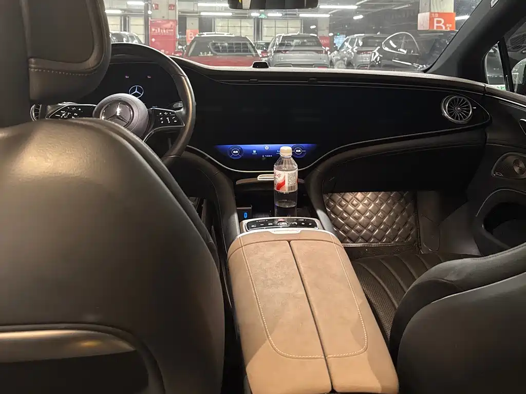 Mercedes-Benz EQS — миниатюра 9