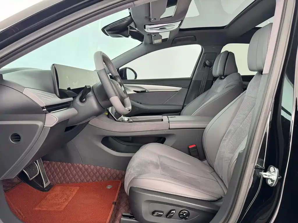 Voyah Passion 2024 PHEV Executive