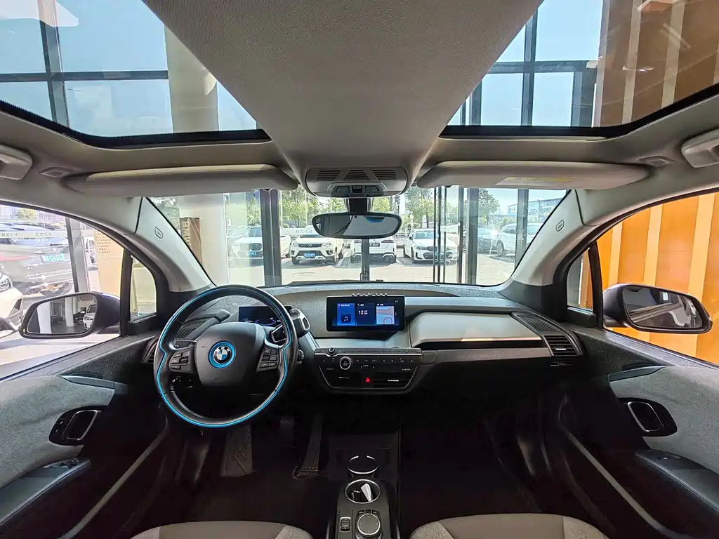 BMW i3 (Import) — миниатюра 11