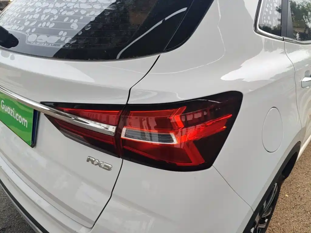 Roewe RX3 — миниатюра 8
