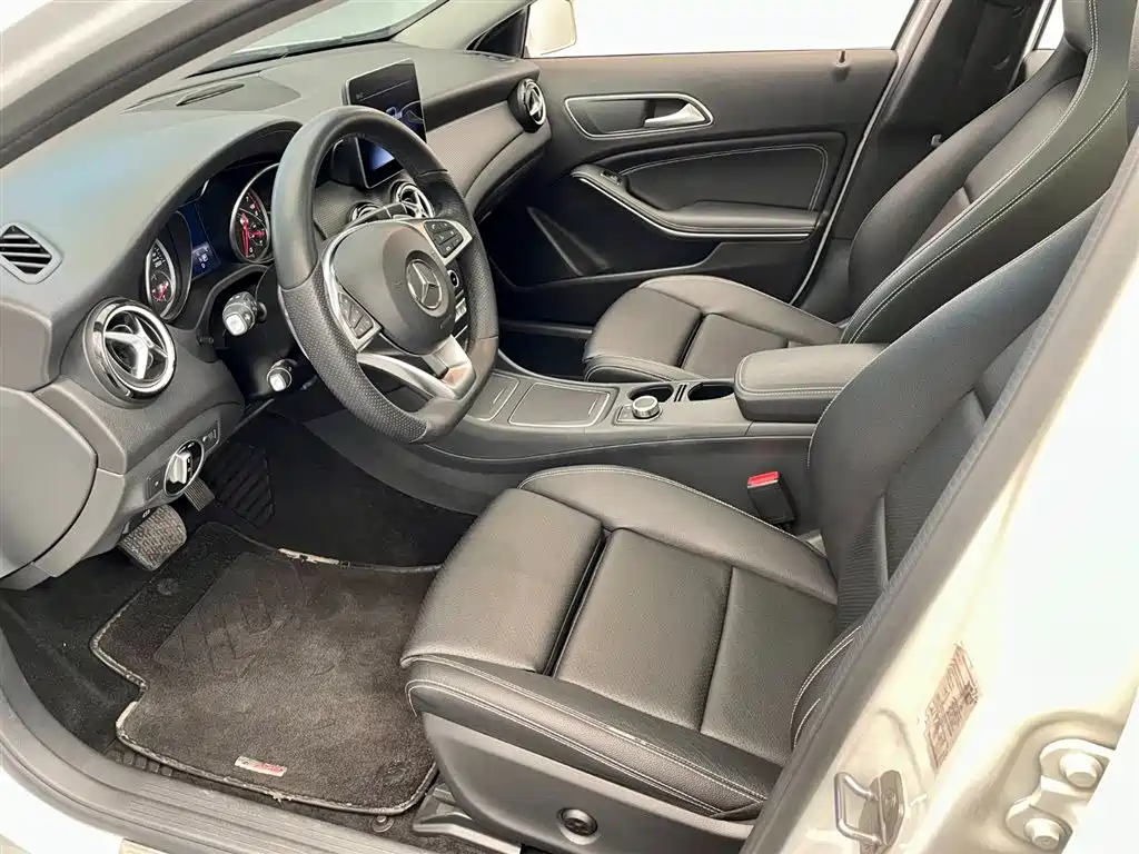 Mercedes-Benz GLA 2019 GLA 200