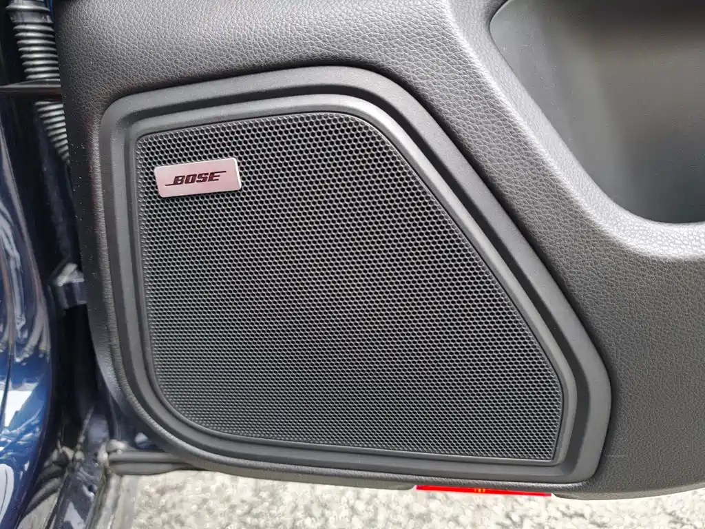 Porsche Macan — миниатюра 14