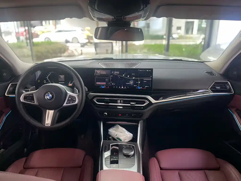 BMW 3 Series — миниатюра 8