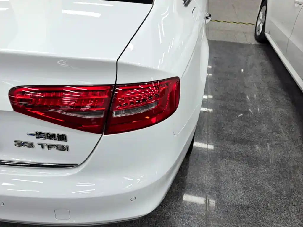 Audi A4L — миниатюра 8