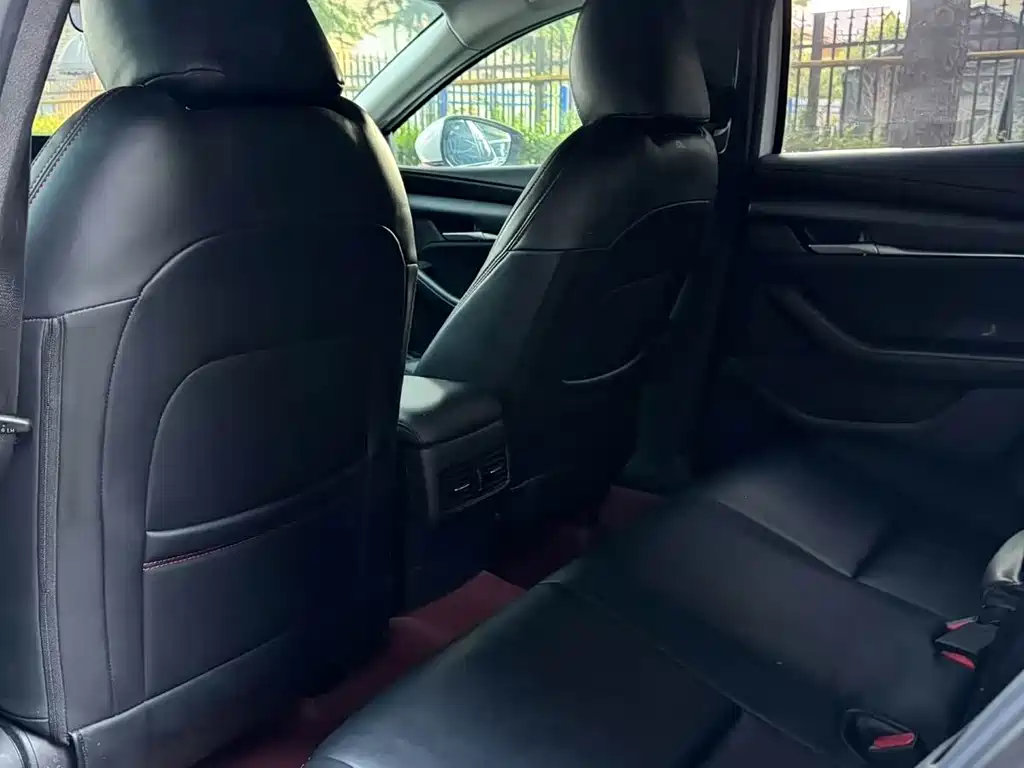 Mazda 3 Axela — миниатюра 6