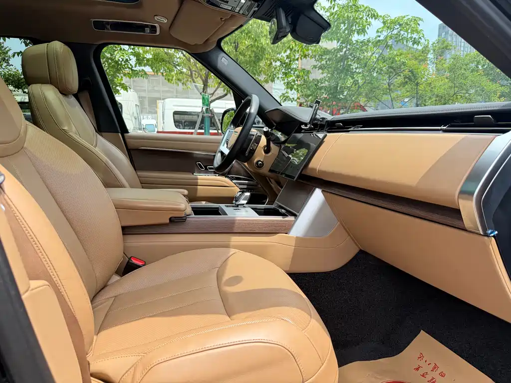 Land Rover Range Rover — миниатюра 14
