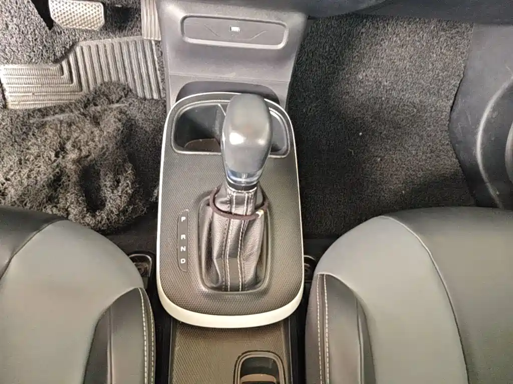 Roewe Clever — миниатюра 14