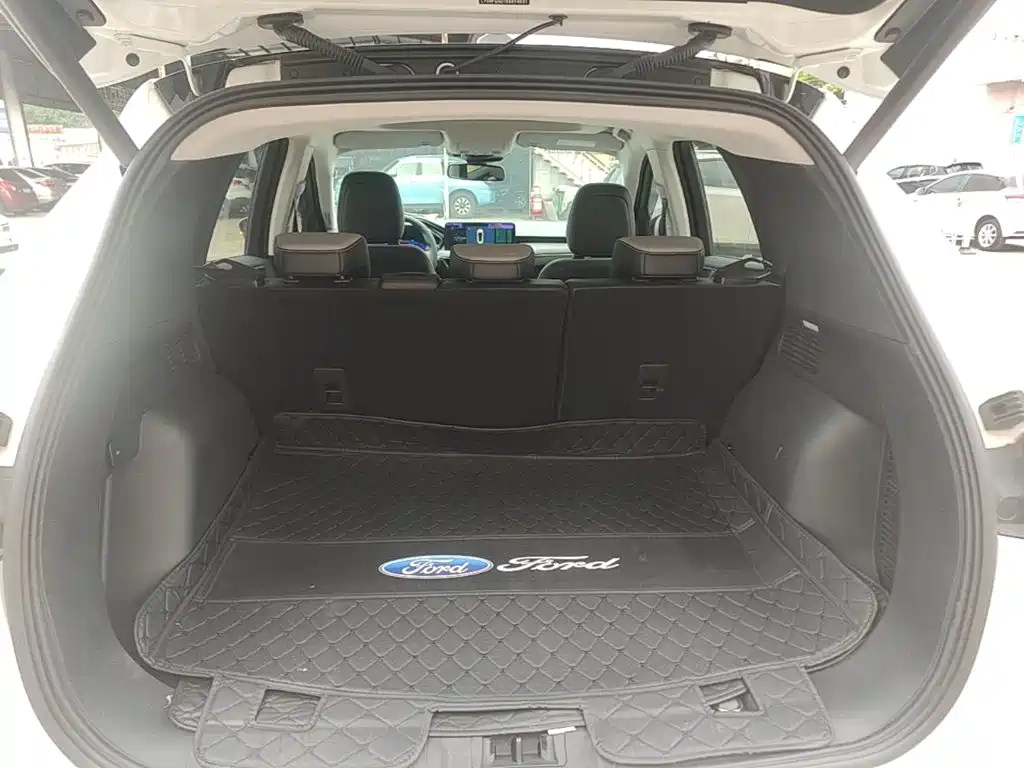 Ford Escape — миниатюра 19