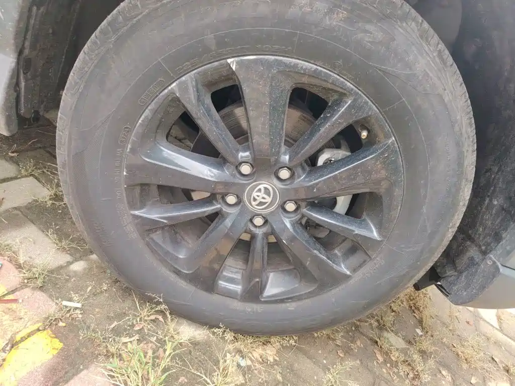 Toyota RAV4 — миниатюра 24