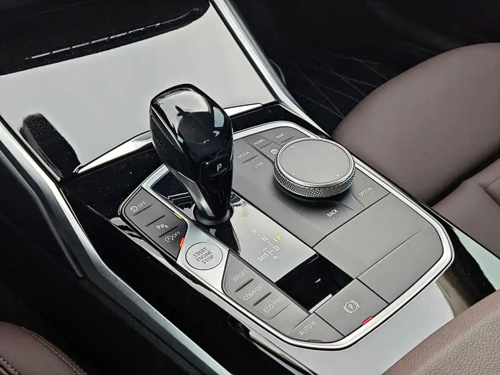 BMW 3 Series — миниатюра 16
