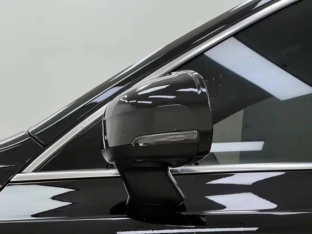 Volvo XC90 — миниатюра 11